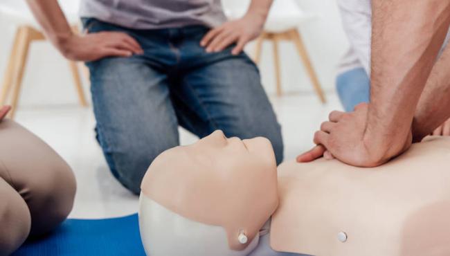 Esmaabi täiendkoolitus 8 ak tundi